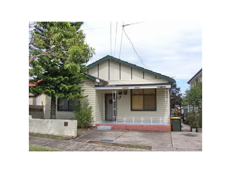 11 Ettalong Street, Auburn NSW 2144