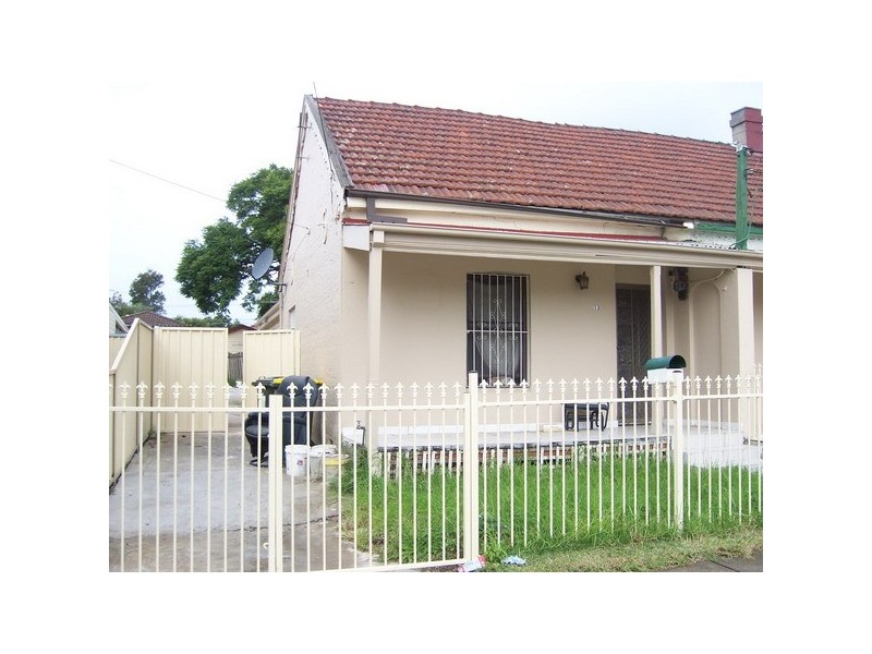13 Hampstead Rd, Auburn NSW 2144