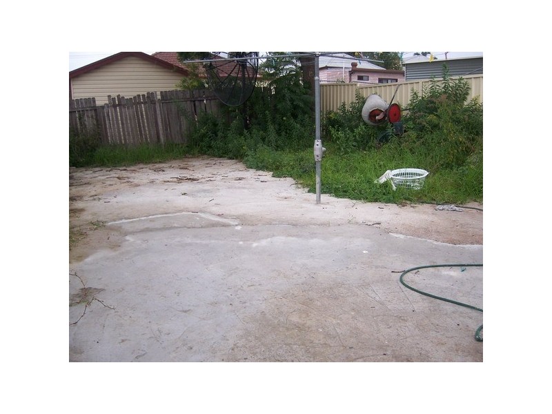 13 Hampstead Rd, Auburn NSW 2144