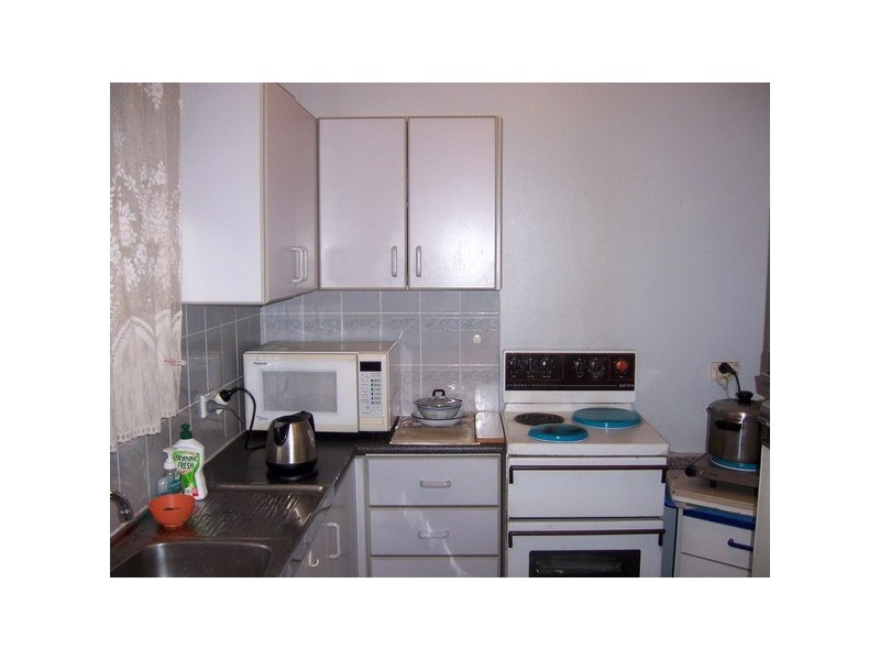 Level 1 2/35 The Crescent, Berala NSW 2141