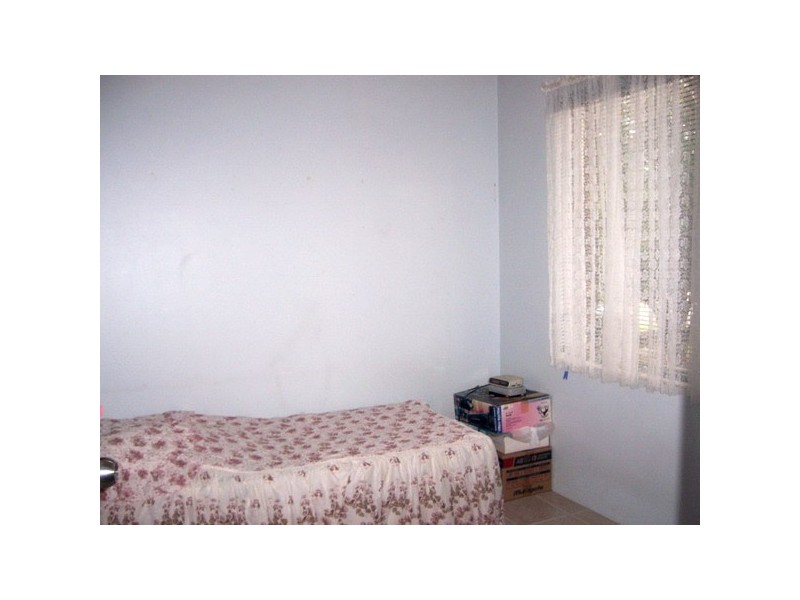 Level 1 2/35 The Crescent, Berala NSW 2141