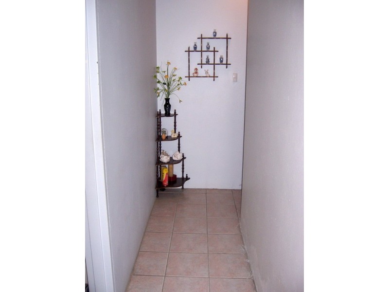 Level 1 2/35 The Crescent, Berala NSW 2141