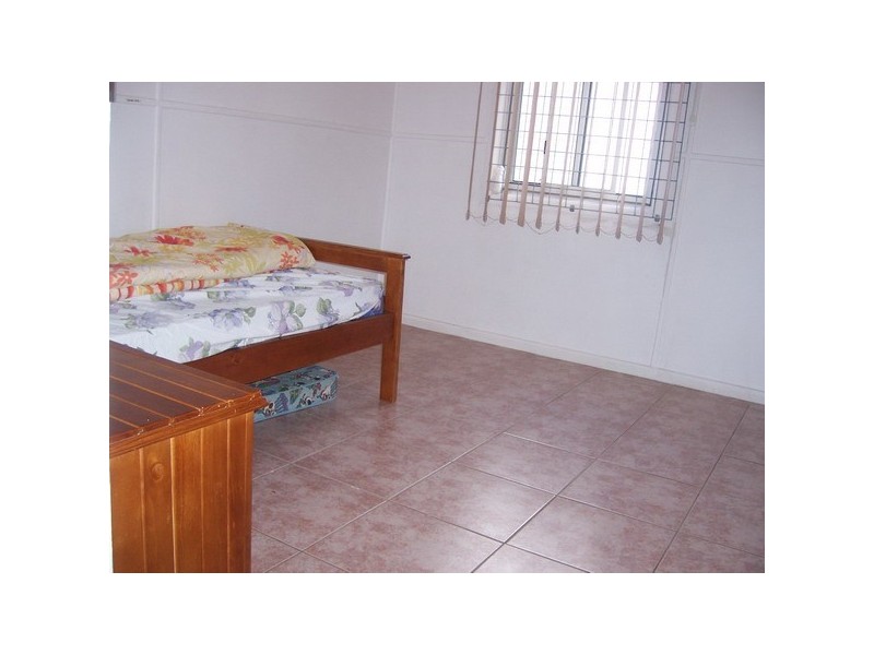 33 Mona St, Auburn NSW 2144