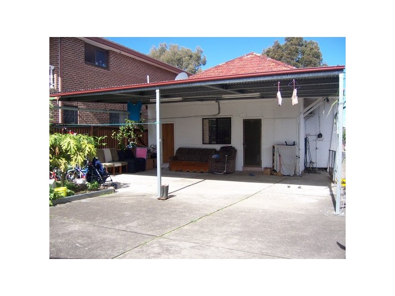 33 Mona St, Auburn NSW 2144