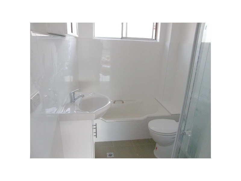 33 Blaxcell Street, Granville NSW 2142