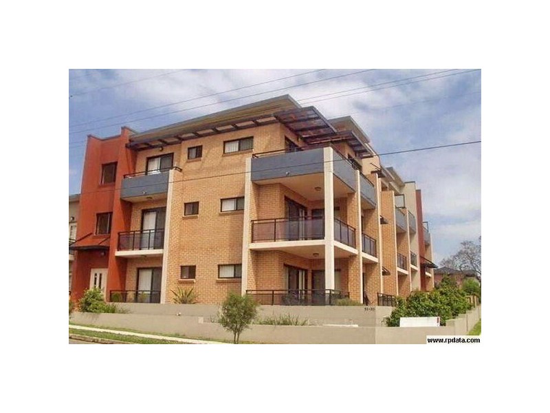 Level One  3/51-53 Cross Street, Guildford NSW 2161