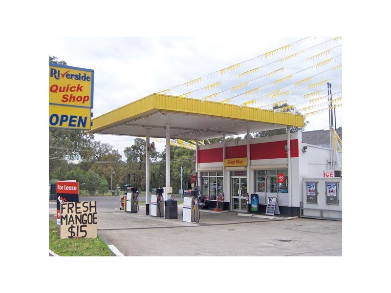 250-252 Henry Lawson Drive, Georges Hall NSW 2198