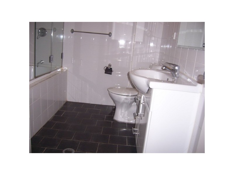 57 Queen St, Auburn NSW 2144