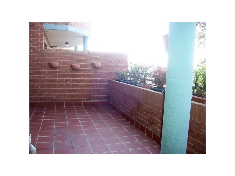 9/54 Amy St, Regents Park NSW 2143