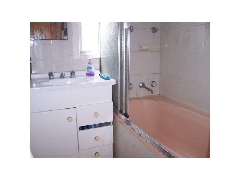 43 Kihilla Rd, Auburn NSW 2144