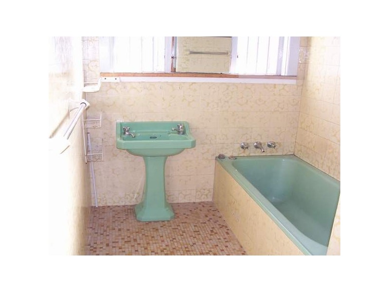 68 Amy Street, Regents Park NSW 2143