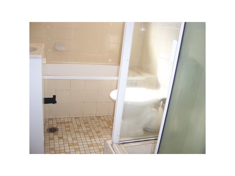 84 Northumberland Rd, Auburn NSW 2144