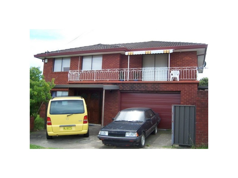 12 Gordon Rd, Auburn NSW 2144