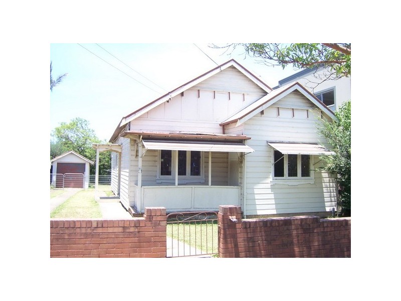 124 Harrow Rd, Auburn NSW 2144