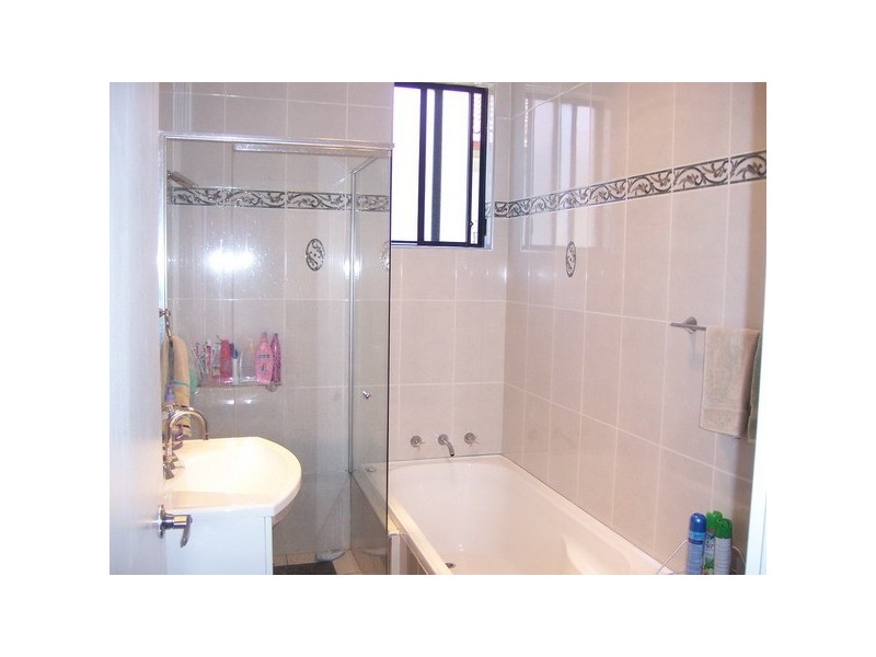 15 Gordon Road, Auburn NSW 2144