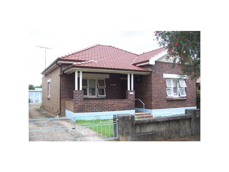 32 Phillips St, Auburn NSW 2144
