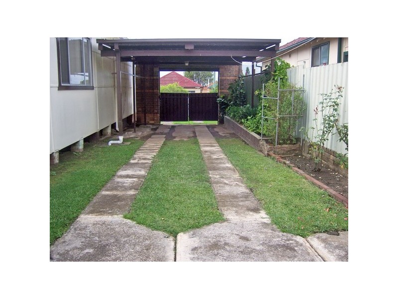 22 Grevillea Rd, Chester Hill NSW 2162