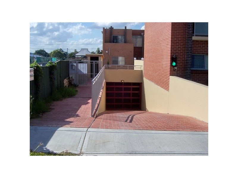 2/35-39 Deakin Street, Silverwater NSW 2128