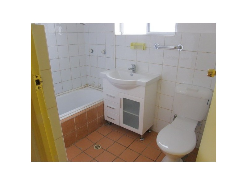 4/122 Harrow Road, Auburn NSW 2144