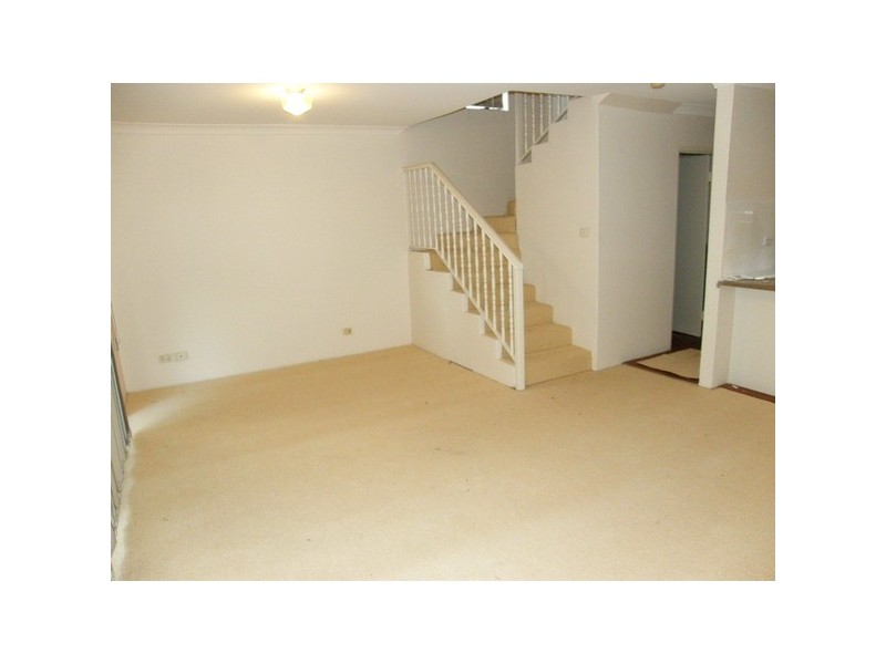 1/90 Northumberland Rd, Auburn NSW 2144