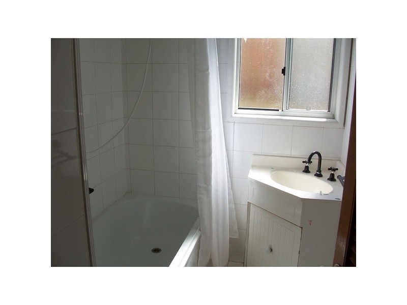 5 Mcclelland Rd, Chester Hill NSW 2162