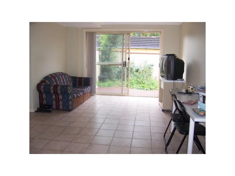 4/3 Stanley Rd, Lidcombe NSW 2141