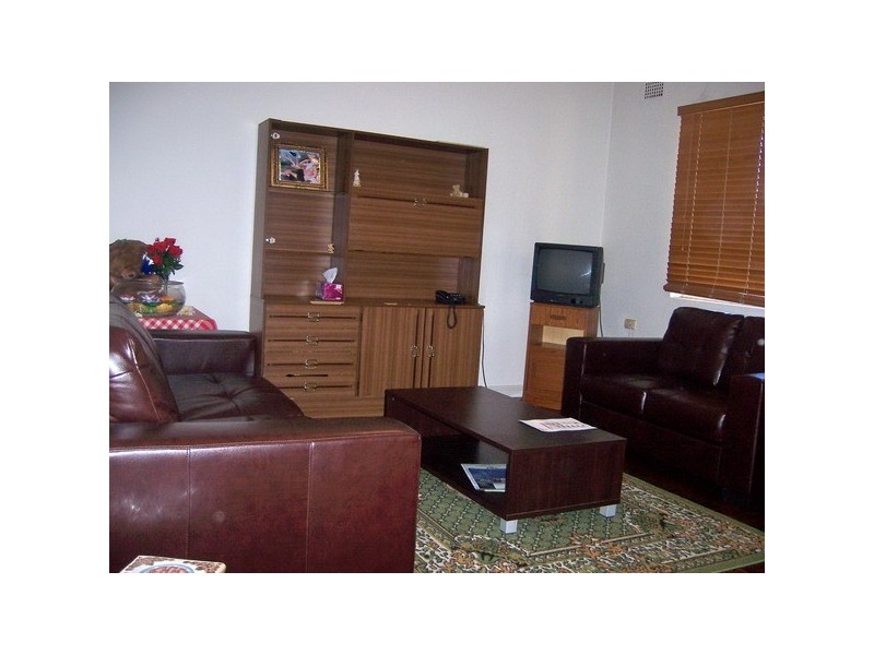 8/16 Elizabeth St, Granville NSW 2142