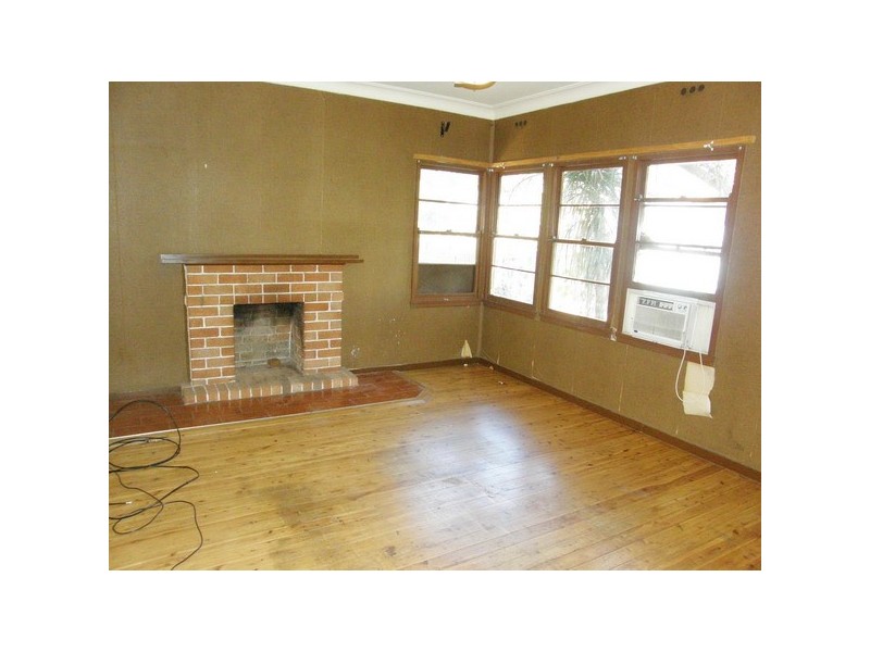 51 Middleton Rd, Chester Hill NSW 2162