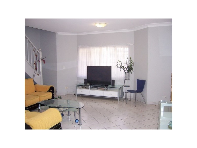 1/149 Blaxcell Street, Granville NSW 2142