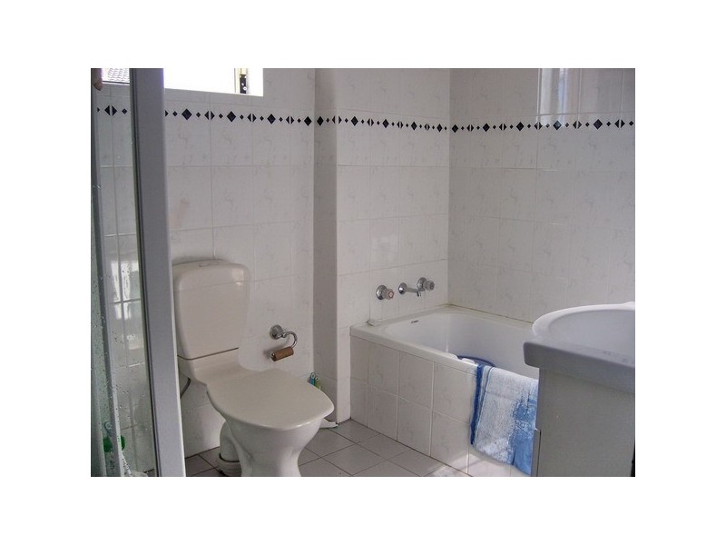 1/149 Blaxcell Street, Granville NSW 2142