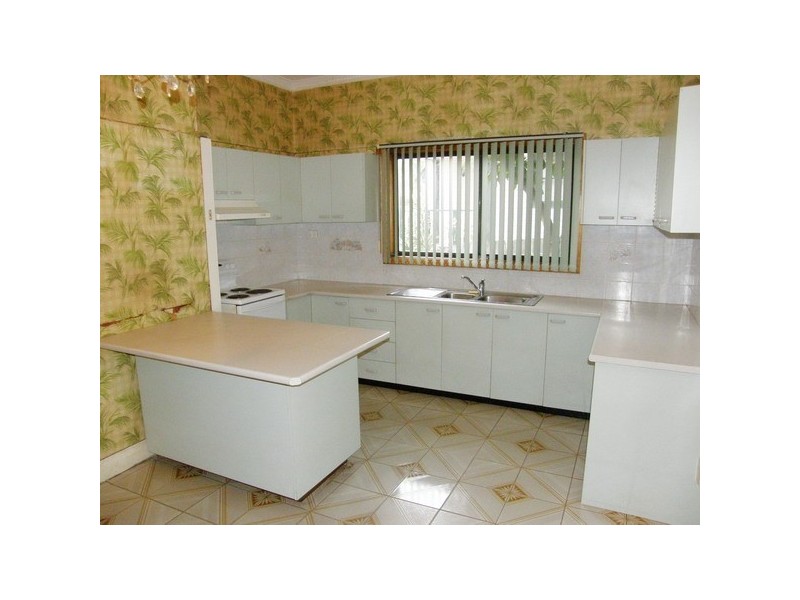 6 Fletcher Street, Northmead NSW 2152