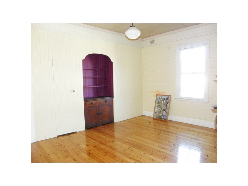 7 The Esplanade, Guildford NSW 2161