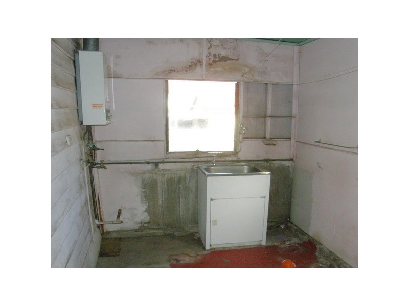 7 The Esplanade, Guildford NSW 2161