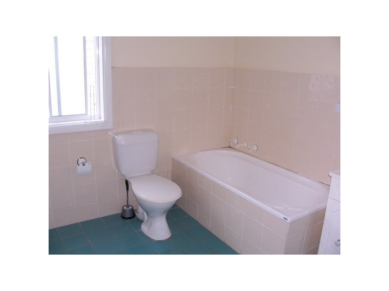 68 Chisholm Road, Auburn NSW 2144