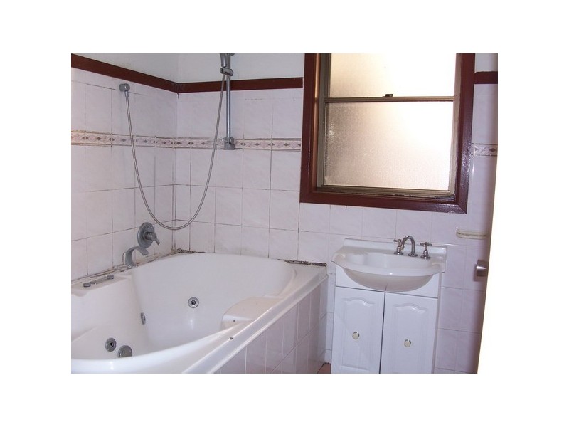 31 Gooreen Street, Lidcombe NSW 2141