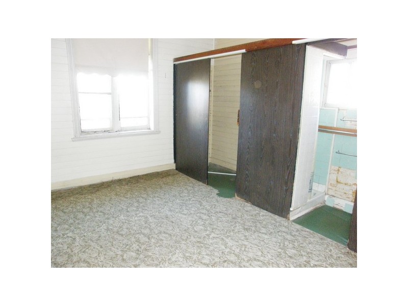 7 The Esplanade, Guildford NSW 2161