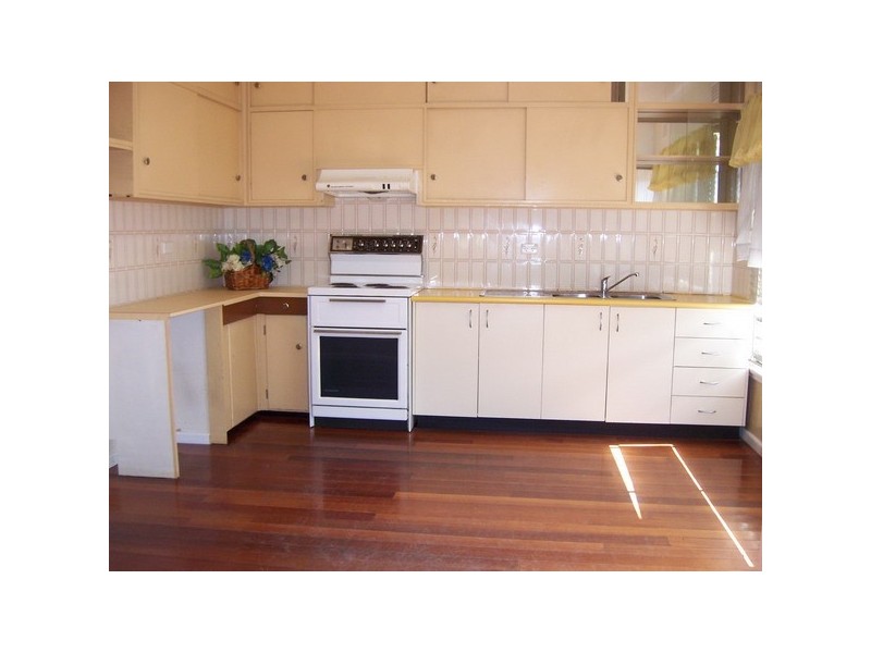 252 Nottinghill Rd, Regents Park NSW 2143