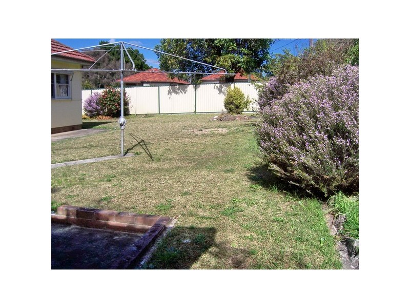 252 Nottinghill Rd, Regents Park NSW 2143
