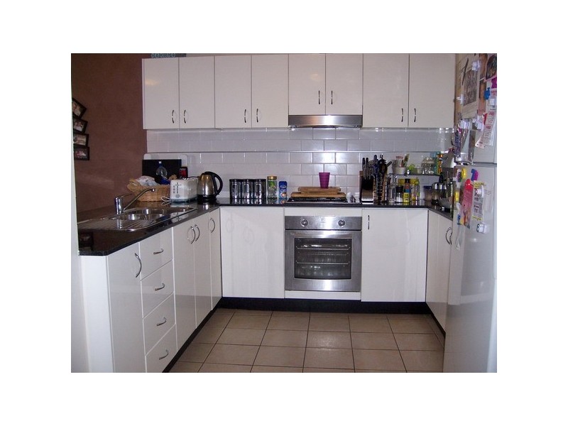 17/7-11 Kitchener Ave, Regents Park NSW 2143