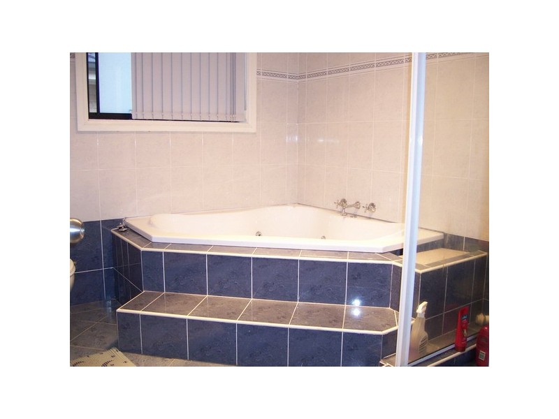 32 Kihilla Rd, Auburn NSW 2144