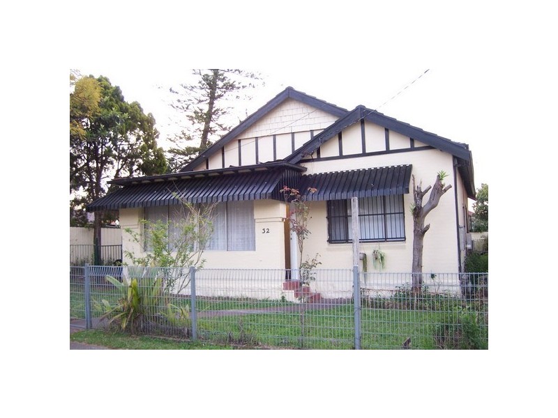 32 Kihilla Rd, Auburn NSW 2144