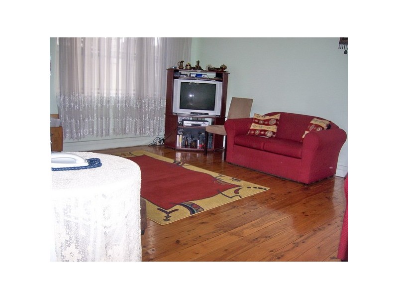 32 Kihilla Rd, Auburn NSW 2144