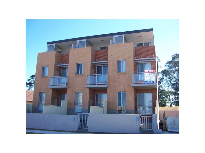 8/17-21 Kirkham Road, Auburn NSW 2144