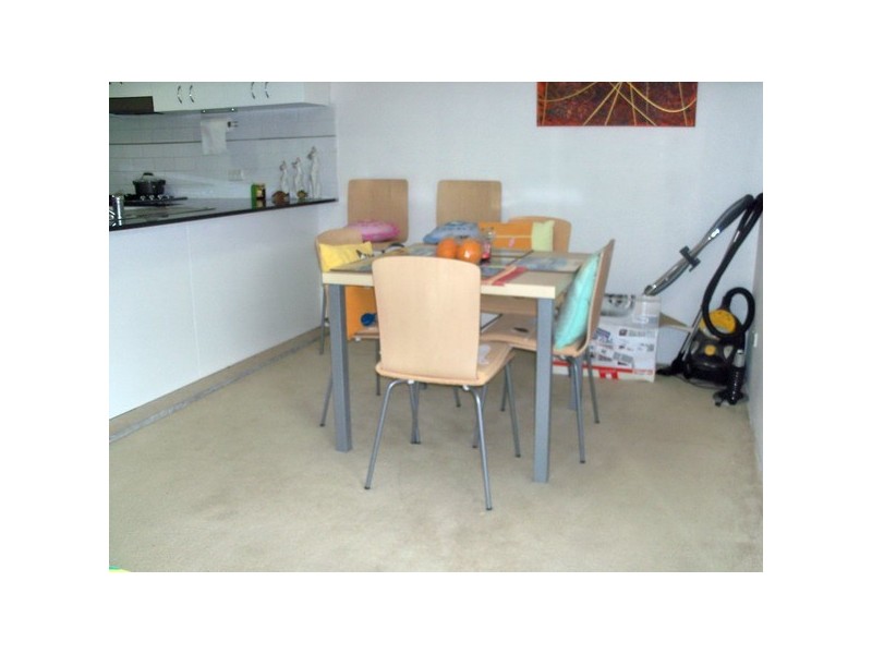 4/7-11 Kitchener  Avenue, Regents Park NSW 2143