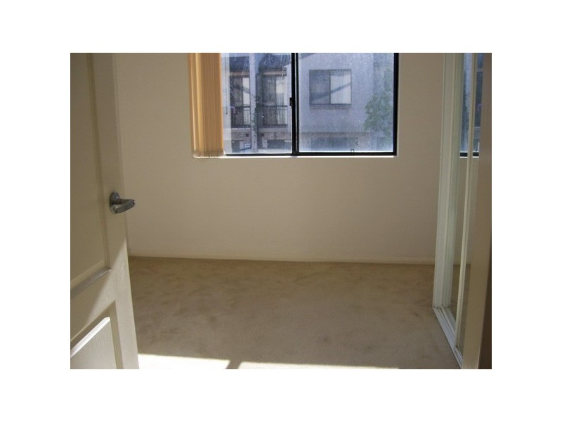 6/27 Hargrave Road, Auburn NSW 2144