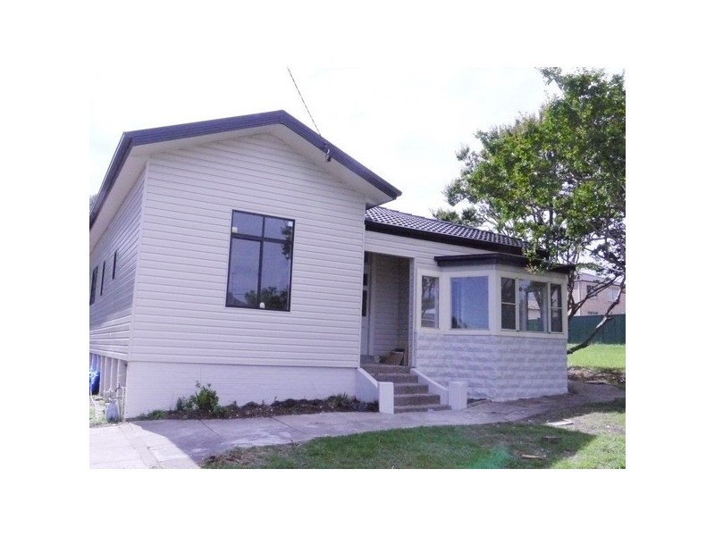 7 The Esplanade, Guildford NSW 2161