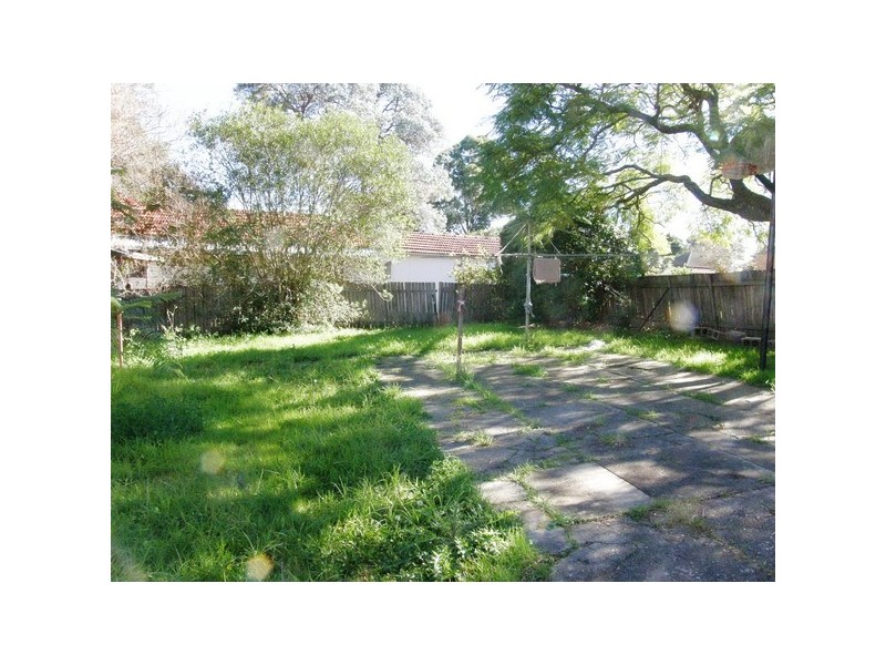 7 The Esplanade, Guildford NSW 2161