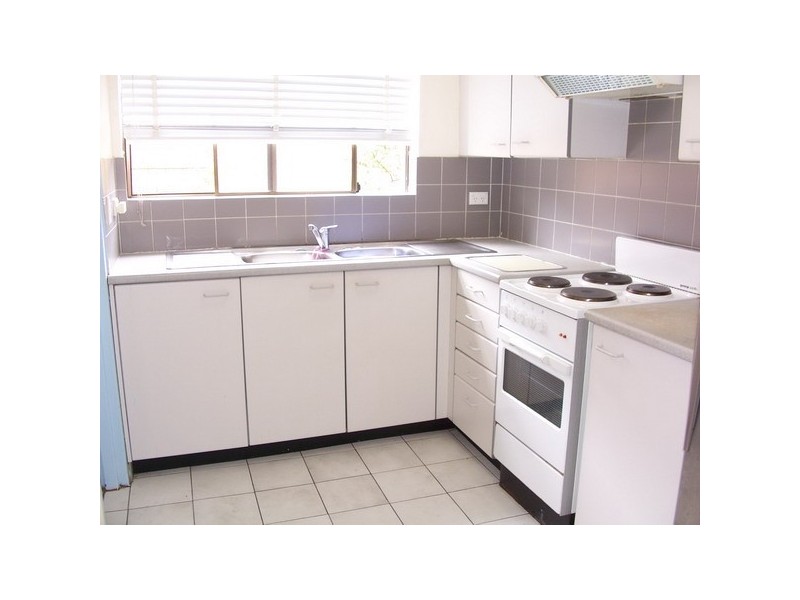 1/4 Maud St, Granville NSW 2142