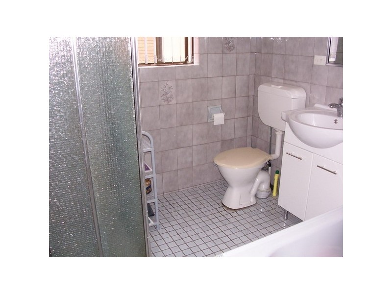 1/4 Maud St, Granville NSW 2142