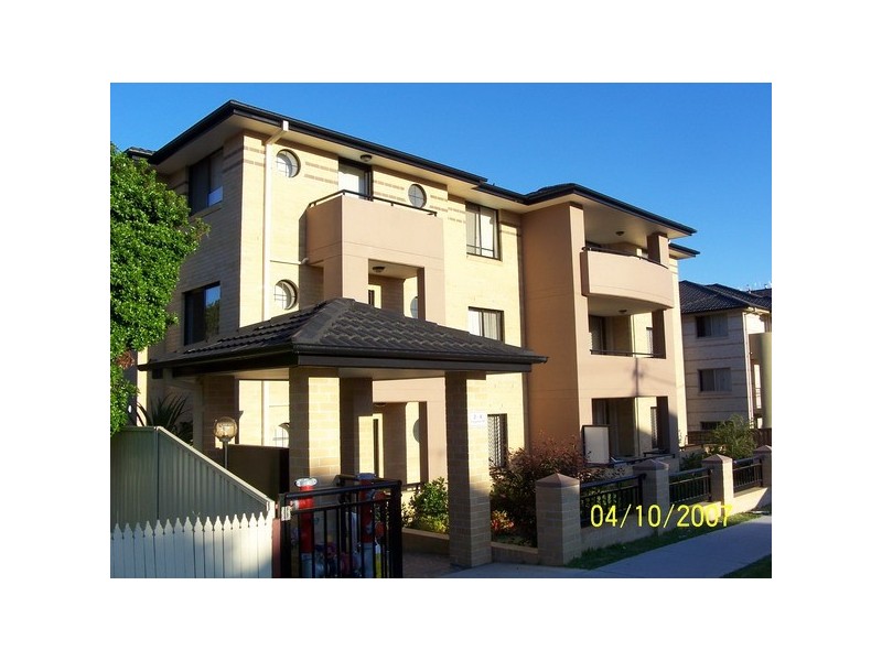 15/2 Hargrave Road, Auburn NSW 2144